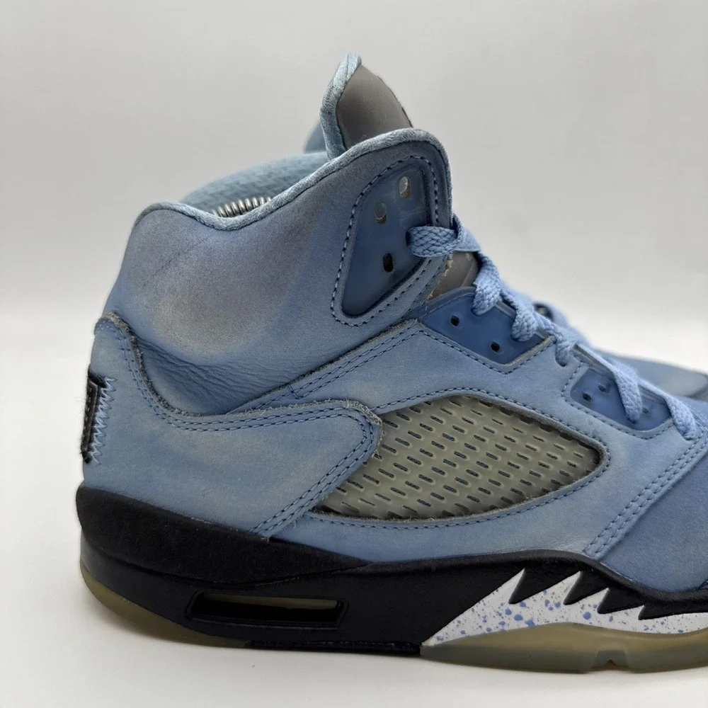 Size 8 - Jordan 5 Retro SE Mid UNC